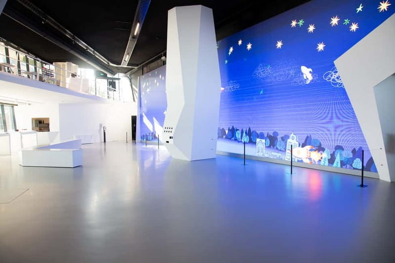 Rotterdam: "Remastered" Digital Art Audiovisual Experience - Waterfall entry, Blackout Alley, and Bosch creatures with sound