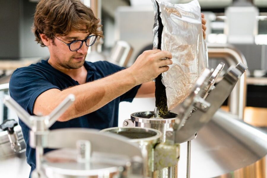 Rotterdam: Stadshaven Brewery Tour with Beer Tastings - Key things to know before you go