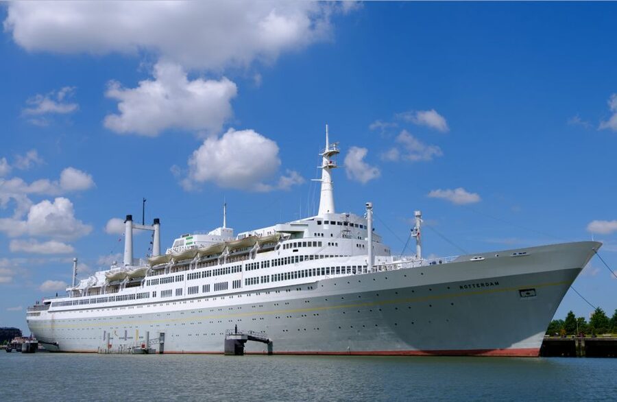 Rotterdam: Steamship Rotterdam Audio Tour Entry Ticket - Terrace time and where to pause, plus simple food tips
