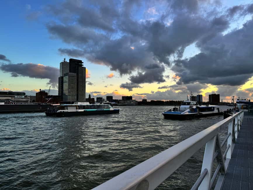 Rotterdam: WaterShuttle Ticket to Kinderdijk - Windmill time plus options for biking and scooters