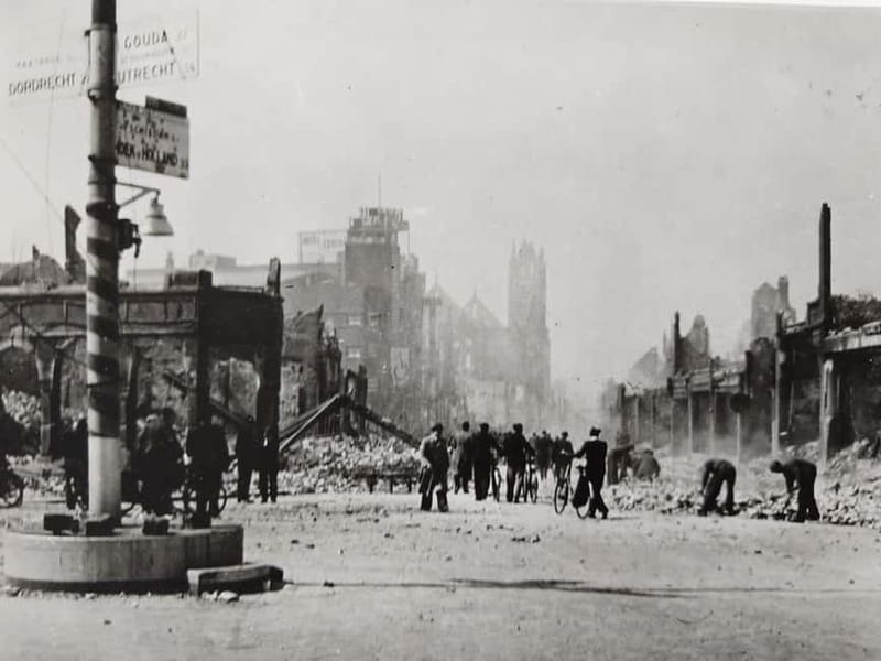 Rotterdam: WWII Walking Tour - Reconstruction monuments you spot as the city rebuilt itself