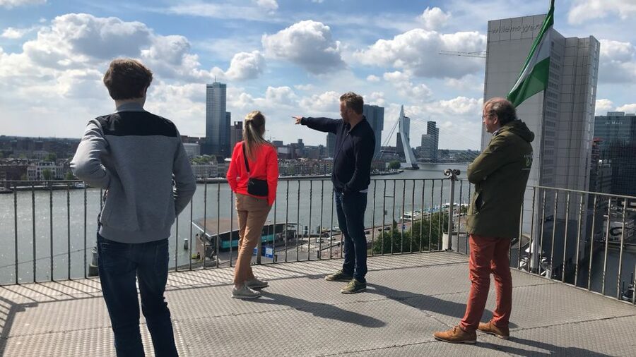 Rotterdam: WWII Walking Tour - Het Witte Huis rooftop for that 360° view over the rebuilt city