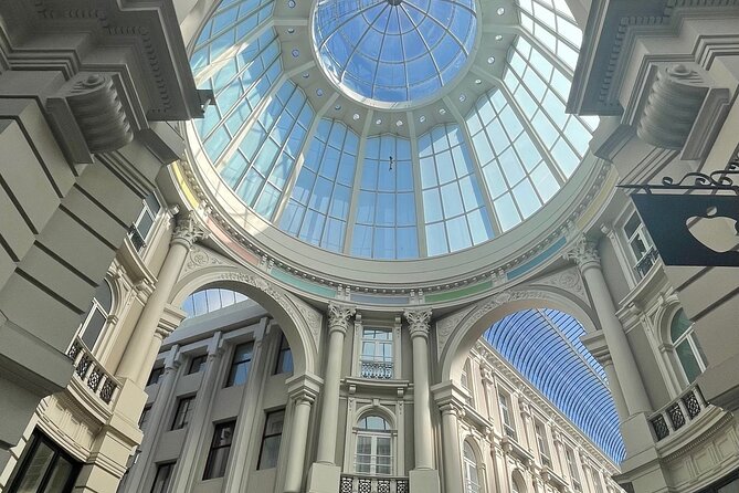 Royal The Hague Private Guided Walking Tour - Stop 1: Het Plein and William the Silent’s Shadow
