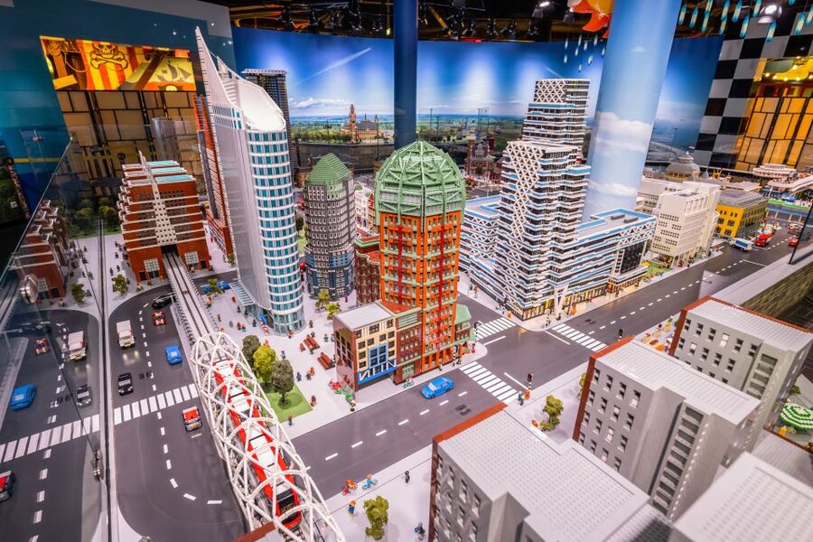 Scheveningen: LEGOLAND® Discovery Centre Entry Ticket - LEGO city interactive ride with the magic wand
