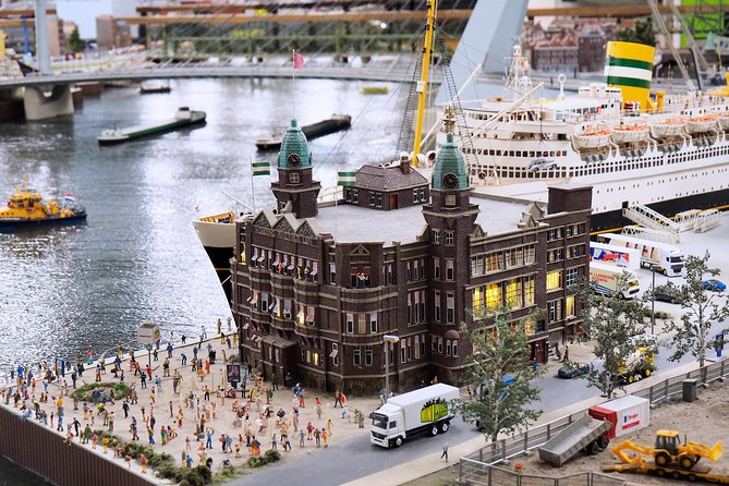 Skip the Line: Entrance Ticket to Miniworld Rotterdam - Miniworld Rotterdam is really about time, scale, and looking closely