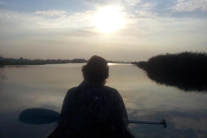 Small-Group Guided Sunset Canoe Tour in Waterland with Dinner - The history lesson that actually helps you see what you’re floating past