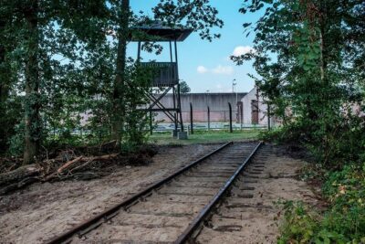 Small Group Tour to Nazi WWII concentration camp from Amsterdam