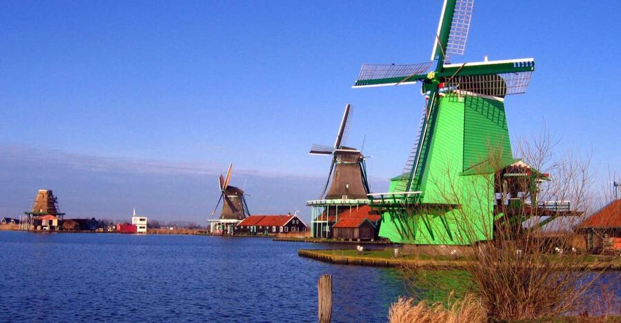 Small Group Zaanse Schans & Volendam Tour w/ Hotel Pick up - Highlights You Will Actually Feel During the Day
