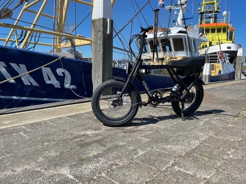 Texel: Electric Fatbike Rental with Map - Why a KNAAP E-fatbike fits Texel so well