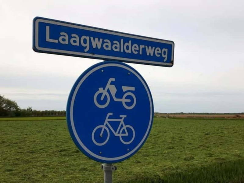 Texel: Electric Fatbike Rental with Map - Pedal assistance levels, gears, and the floating-forward feeling