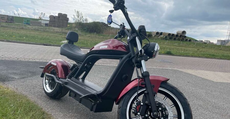 Texel: Explore Texel with a Café Cruiser E-scooter - A realistic route flow: villages first, then coasts and stops