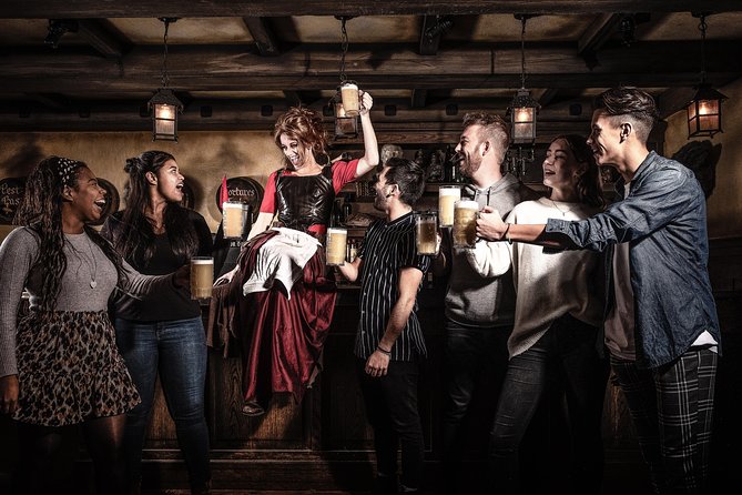 The Amsterdam Dungeon Entrance Ticket - The black comedy style: what makes this dungeon ticket fun