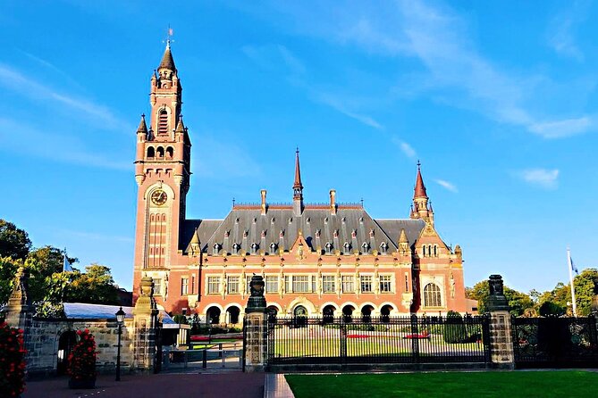 The Hague, Delft and Rotterdam Small-Group Tour (Max. 8 People) - A one-day sweep of South Holland with a calm small-group feel