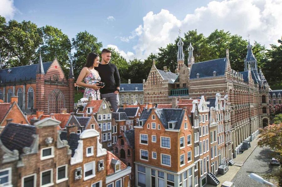 The Hague: Madurodam Miniature Park Entry Ticket - Timing your visit: how to see it all without burning out