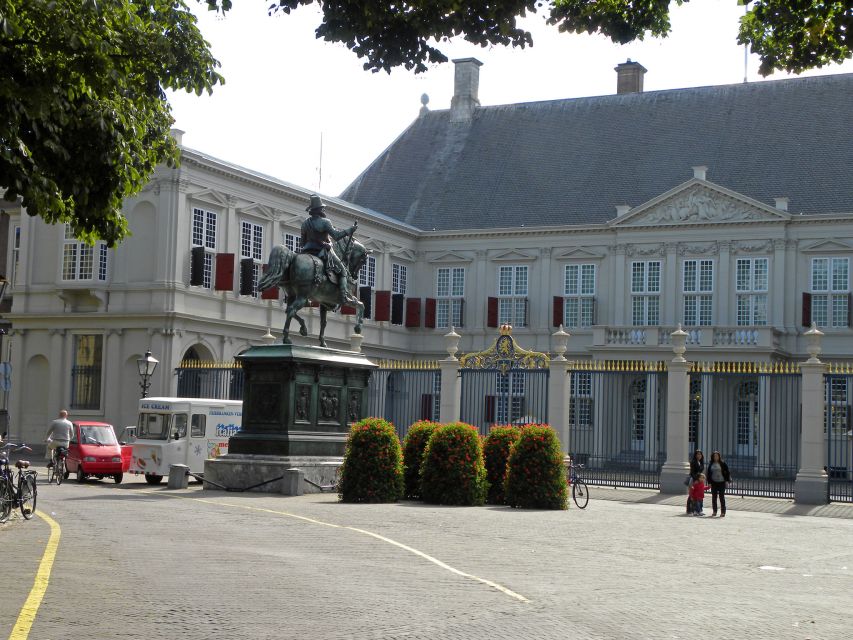 The Hague: Old City Private Walking Tour - City Hall, De Resident, and the architecture that signals authority