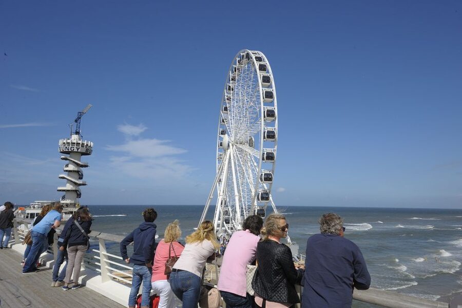 The Hague: The Pier SkyView Ticket with Drink and Snack - Who should buy this SkyView ticket, and who should skip it