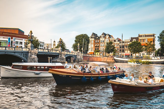 The Ultimate Amsterdam Canal Cruise - 2hr - Small Group with Drinks & Snacks - Meeting, timing, and group size: small and structured