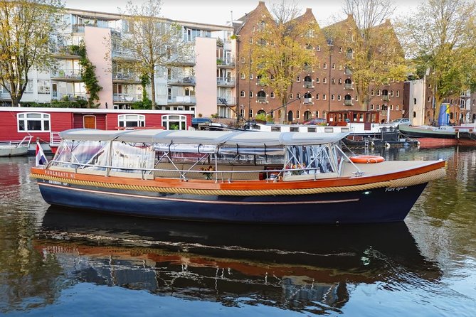 The Ultimate Amsterdam Canal Cruise - 2hr - Small Group with Drinks & Snacks - Price and value: why this one costs more