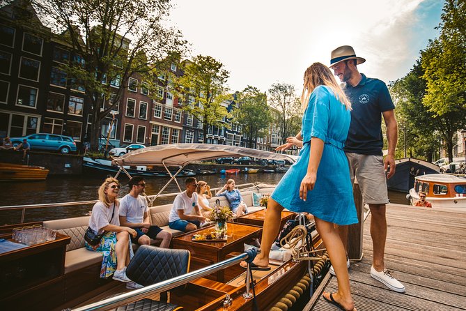 The Ultimate Amsterdam Canal Cruise - 2hr - Small Group with Drinks & Snacks - What could disappoint you, and how to avoid it