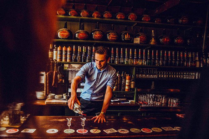 The Ultimate Craft Beer Adventure in Amsterdam! - Proeflokaal Arendsnest: award-winning craft beer and cheese-friendly vibes