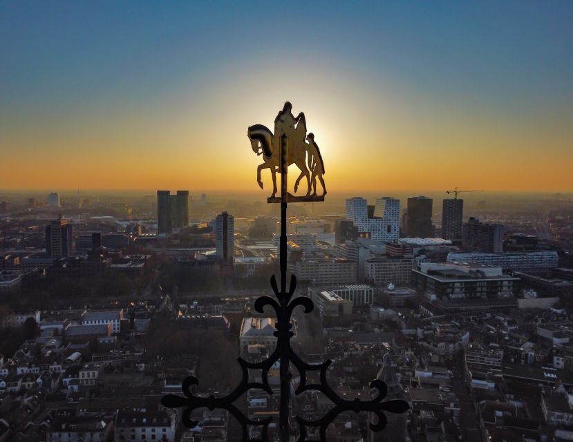 Utrecht: Dom Tower Entry Ticket and Guided Tour - Views you can actually use: old town, canals, and countryside