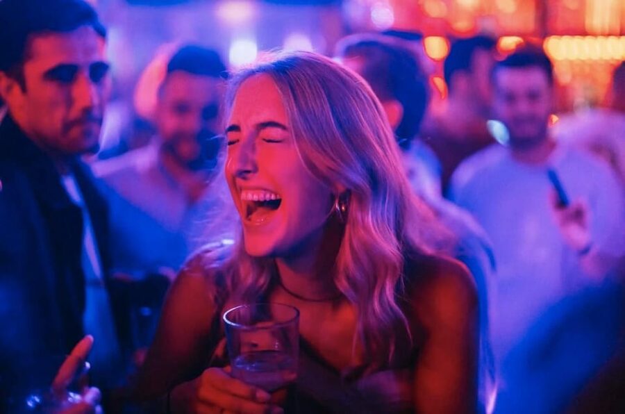 Utrecht: Ludwig's Original Pub Crawl with VIP Club Entry - Should You Book Ludwig’s Original Pub Crawl in Utrecht?