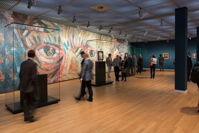 Van Gogh Museum Tour excluding Entrance Tickets - The meeting point at Museumplein, and why it helps