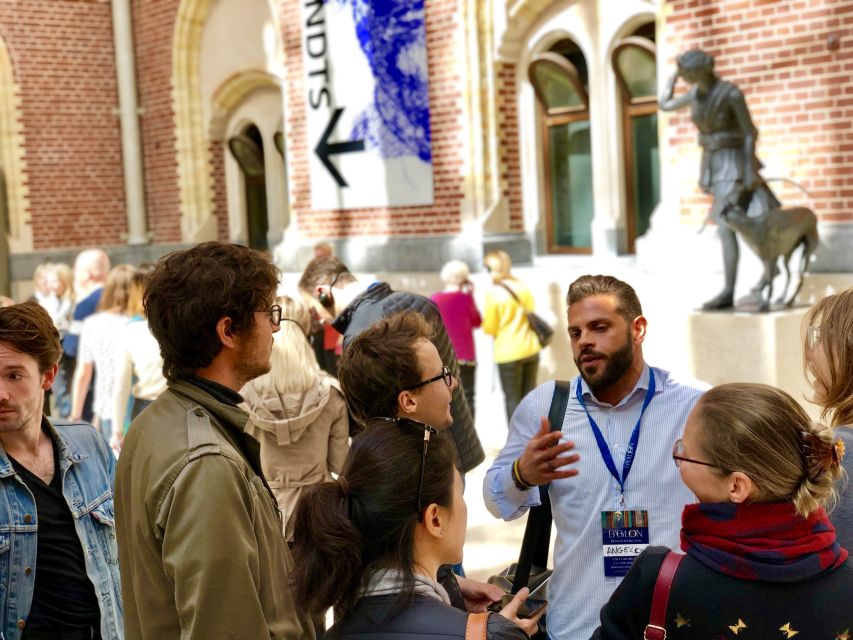 Van Gogh & Rijksmuseum Masterpieces Guided Tour 8 guests 5h - Cobra Café Lunch Break: How to Use the 30 Minutes