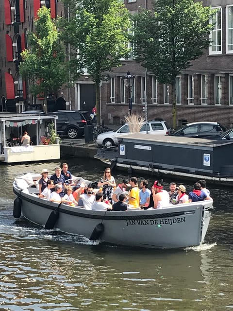 Visit Amsterdam by Boat with a French Guide (french) - Key points to know before you go