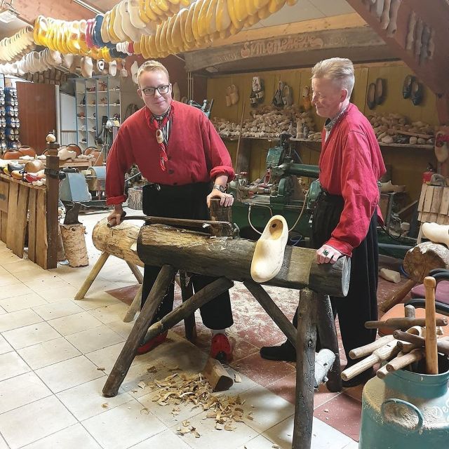 Volendam: 2-Hour Clogmaking Workshop and Cheese Tour - The tasting shop experience: stroopwafel, speculaas, and local wine