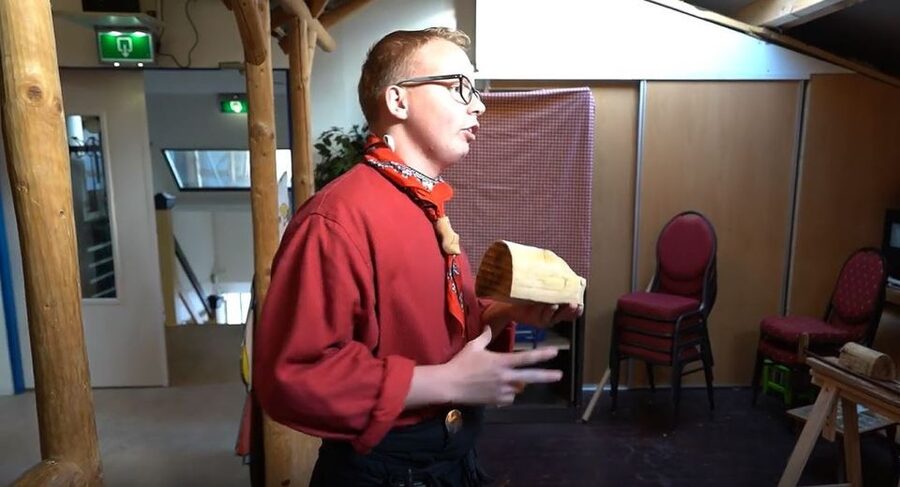 Volendam: 2-Hour Clogmaking Workshop and Cheese Tour - Price and value: is $91 for two hours worth it?