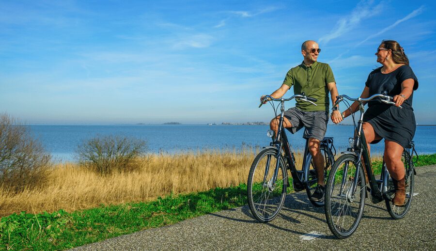 Volendam: Bike Rental including Highlights-Routes - Comfort, Pace, and Where to Stop Without Losing the Day