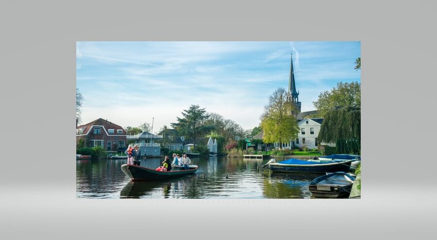 Volendam: Bike Rental including Highlights-Routes - Safety and Rules: E-bike Paths, No Highway, and How to Share the Road
