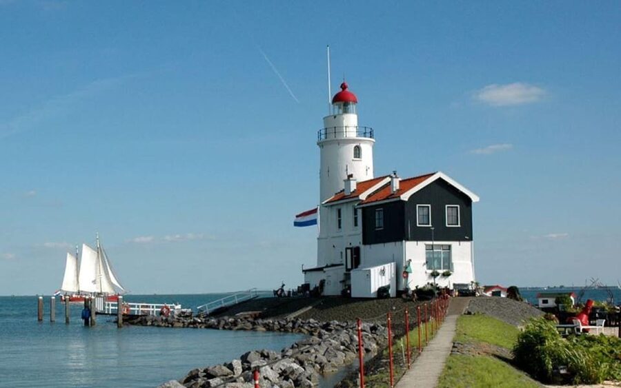 Volendam: E-Bike Rental including Highlights-Routes - Key things I’d focus on before you ride