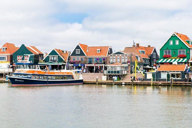 Volendam Marken Express Boat Cruise - A quick sea hop between Volendam and Marken