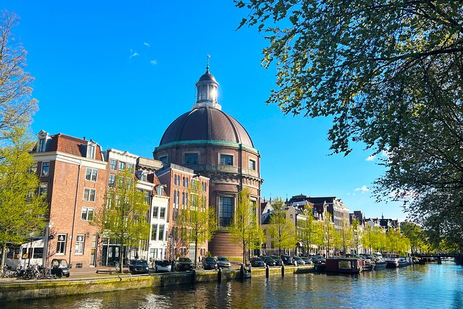 Walking Tour about Golden Age Architecture, private local guide - Huis Bartolotti and the red-brick merchant look