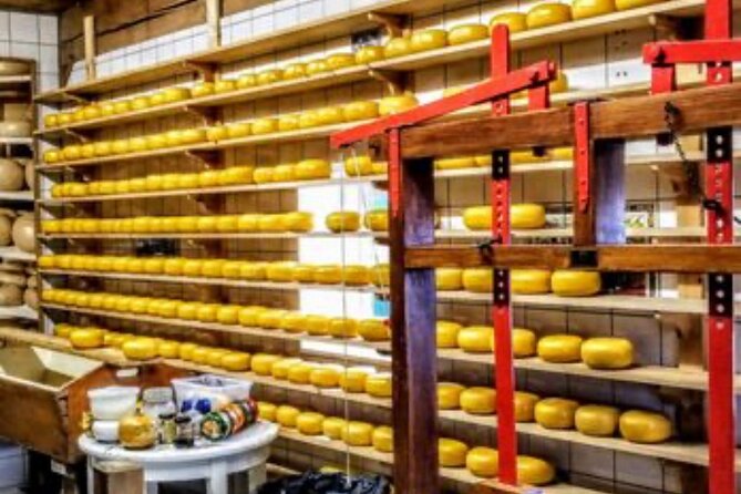 Windmills Country side tour Zaanse Schans-Cheesefactory-Volendam - Jacobs Hoeve by Henri Willig: Cheese Factory Fun With Tasting