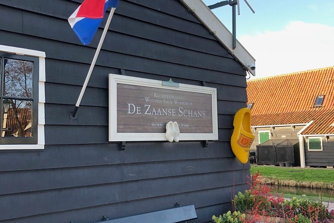 Windmills Zaanse Schans small group tour-region Amsterdam - Stop 4: Molen De Kat, The Optional Mill Climb for Views