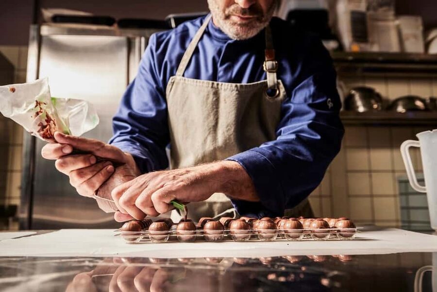 Zaandijk-Near Zaanse Schans Chocolate making demo & tasting - Pair It With Zaanse Schans: A Perfect One-Day Chocolate and Craft Plan