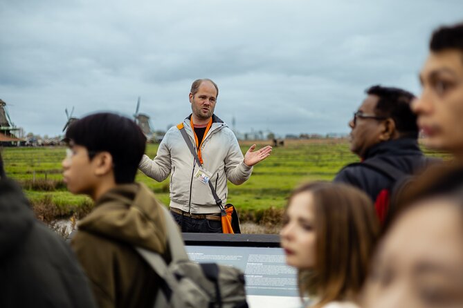 Zaanse Schans and Cheese Tasting Guided Tour from Amsterdam - Clogs at Kooijman: watch wooden shoe craft up close
