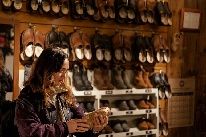 Zaanse Schans and Cheese Tasting Guided Tour from Amsterdam - Cheese at Catharina Hoeve: tasting that actually means something
