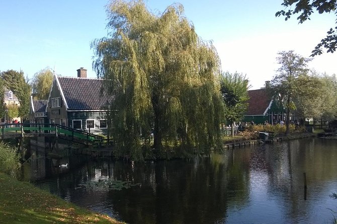 Zaanse Schans and Volendam Private Tour from Amsterdam - Paintmill De Kat: The Best Short Stop for People Who Want Interiors