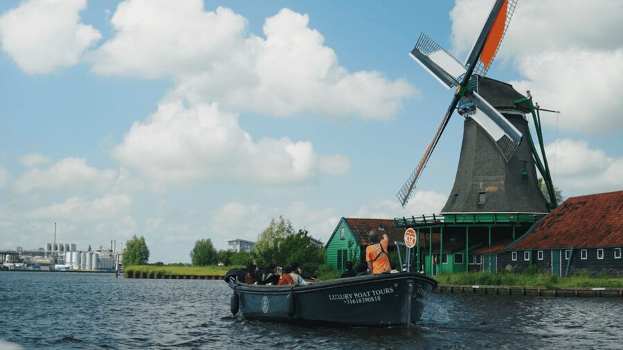 Zaanse Schans: Cruise UNESCO Windmills Village + Live Guide - Key things I’d bet on before you book