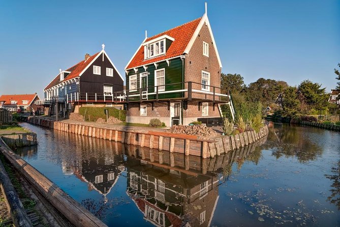 Zaanse Schans, Edam, Volendam and Marken Tour - Volendam: Old Town and Port Time for Food and Easy Wandering