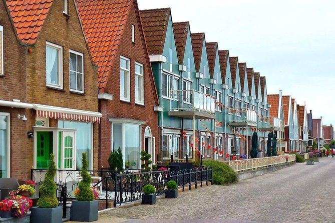 Zaanse Schans, Volendam & Edam: Private tour (Max 3 per) - Who this tour is best for, and who might want a different plan