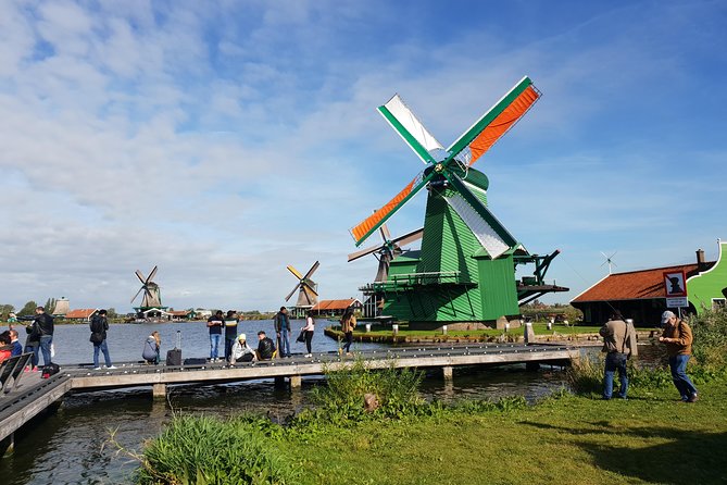Zaanse Schans & Volendam Small-Group Tour with Hotel Pickup - Zaanse Schans: windmills, clog makers, and a museum stop