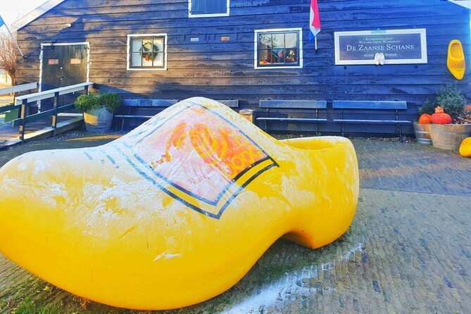 Zaanse Schans & Volendam Small-Group Tour with Hotel Pickup - How the stops fit together, and what to expect at each one