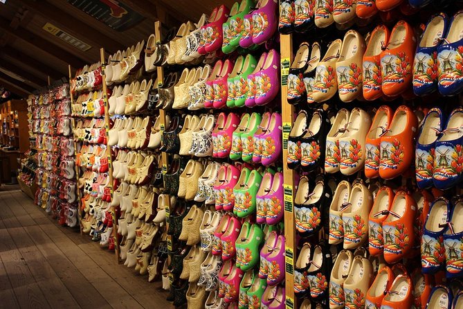 Zaanse Schans Windmills, cheese and clogs and Volendam tour from Amsterdam - Should You Book Zaanse Schans, Cheese Farm, and Volendam?