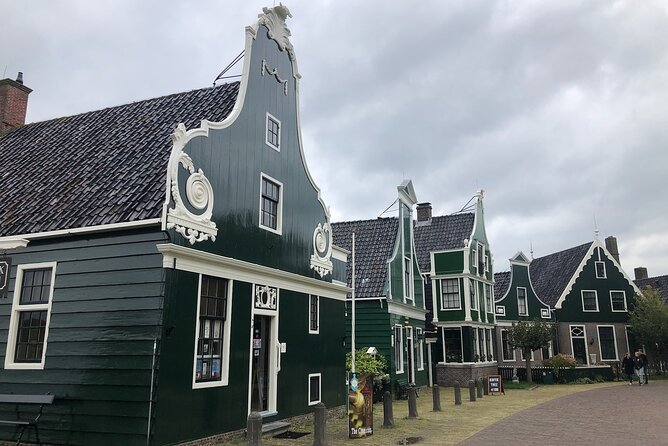 Zaanse Schans Windmills, Countyside & Fishing Villages - What you get for the price, and what can add cost