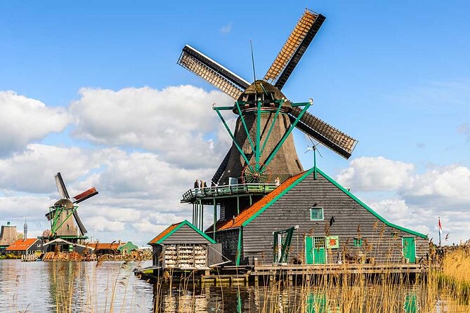 Zaanse Schans Windmills E Bike Day Trip from Amsterdam - Chocolate and Zaandam details: sweet stops without the fuss